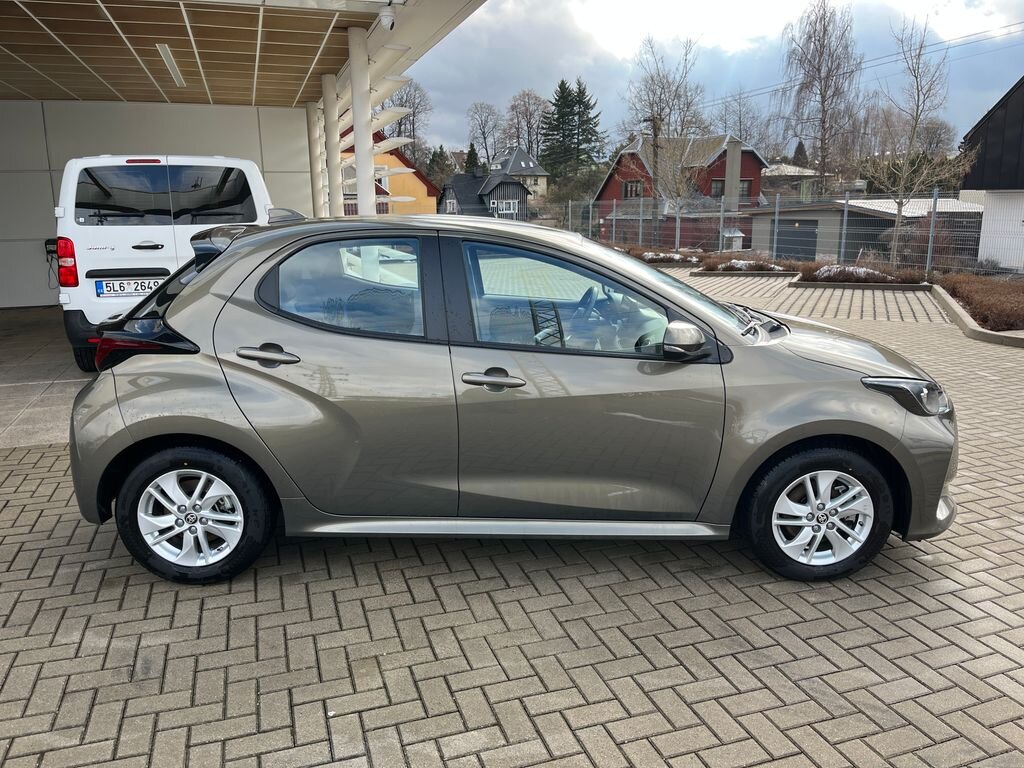 Toyota Yaris Hatchback 1,5 l 68 kw