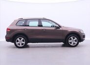 Volkswagen Touareg SUV / Terénní 3,0 l 180 kw