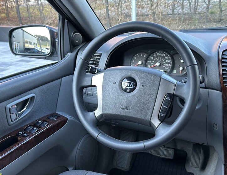 KIA Sorento SUV / Terénní 2,5 l 103 kw