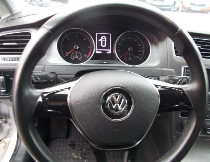 Volkswagen Golf Hatchback 1,6 l 77 kw