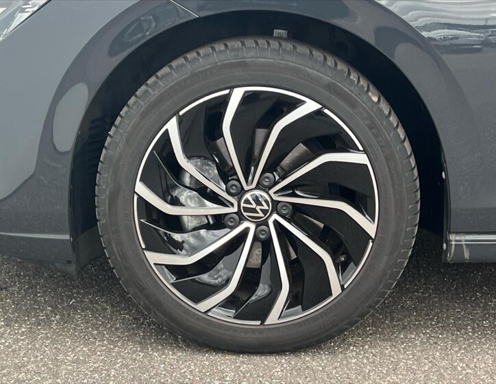 Volkswagen Golf Hatchback 1,5 l 96 kw