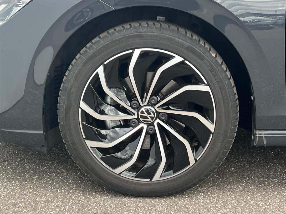 Volkswagen Golf Hatchback 1,5 l 96 kw