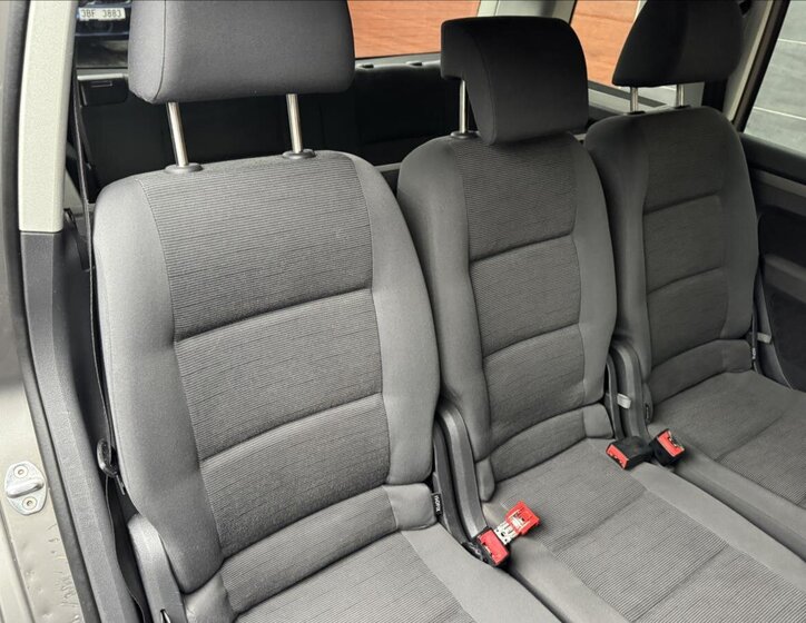 Volkswagen Touran MPV 1,9 l 77 kw