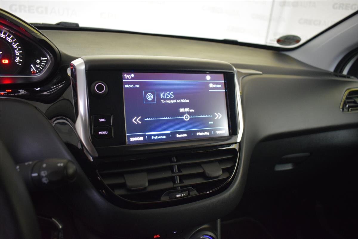 Peugeot 208 Hatchback 1,2 l 60 kw