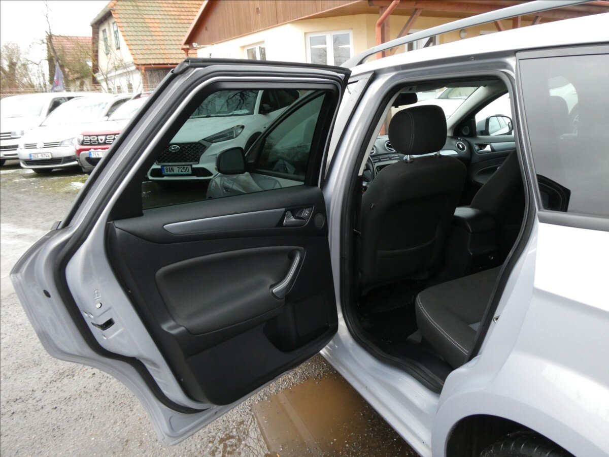 Ford Mondeo Kombi 1,6 l 85 kw