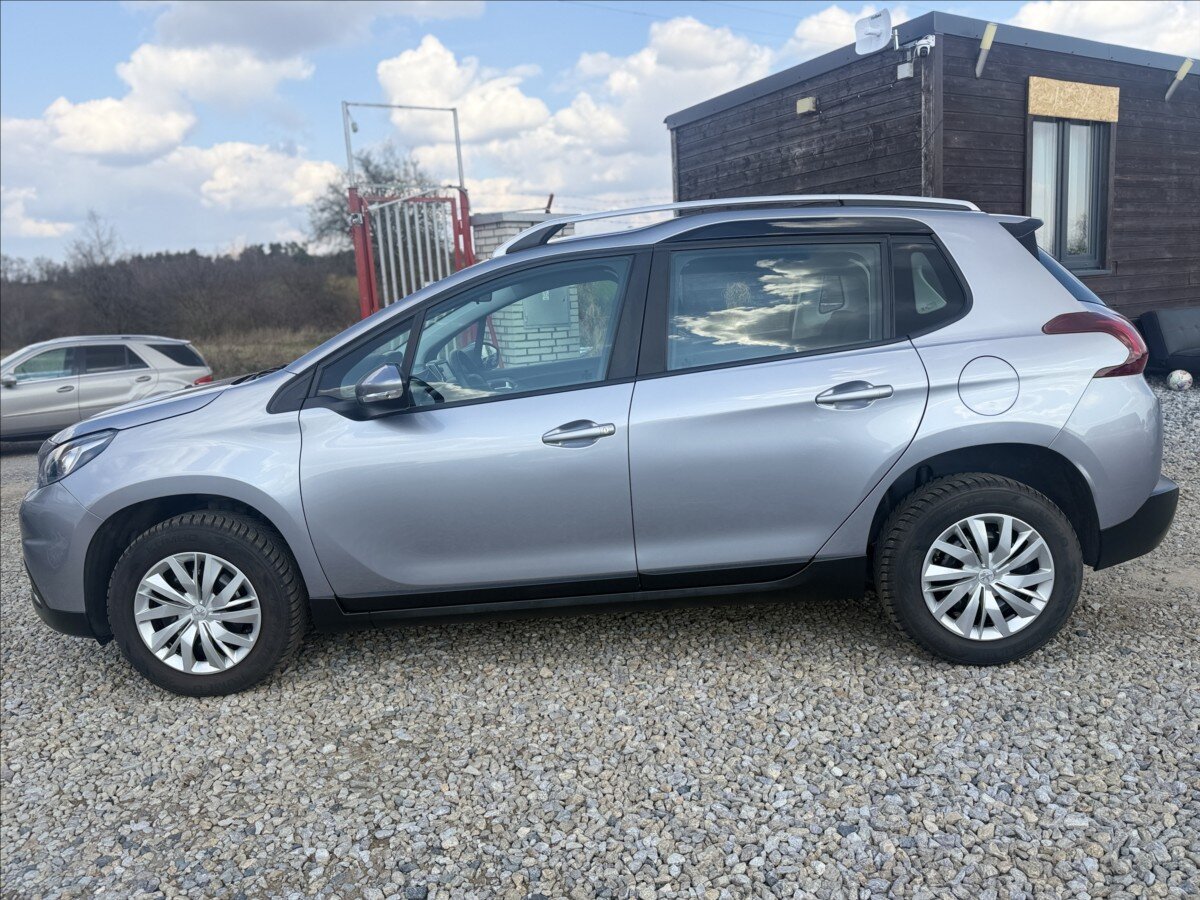 Peugeot 2008 SUV / Terénní 1,2 l 81 kw