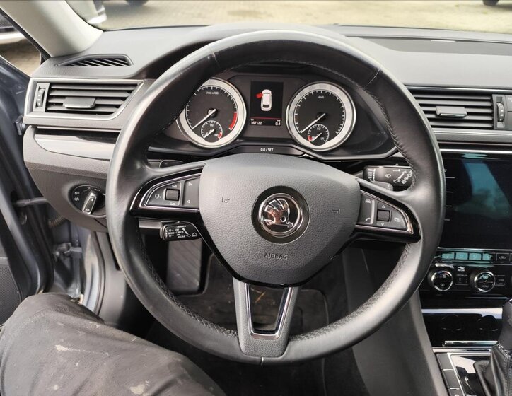 Škoda Superb Kombi 2,0 l 140 kw