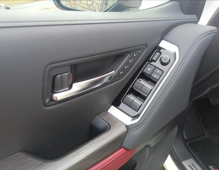 Toyota Land Cruiser Ostatní 3,4 l 305 kw