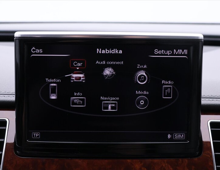 Audi A8 Sedan 4,2 l 273 kw