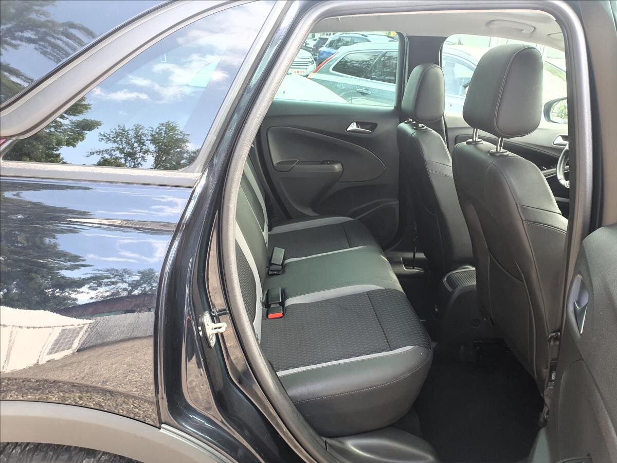 Opel Crossland X SUV / Terénní 1,5 l 75 kw