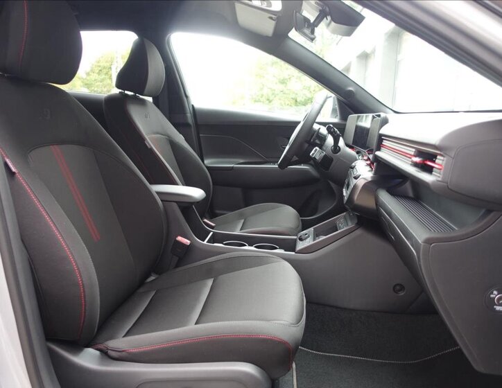 Hyundai Kona SUV 1,6 l 102 kw