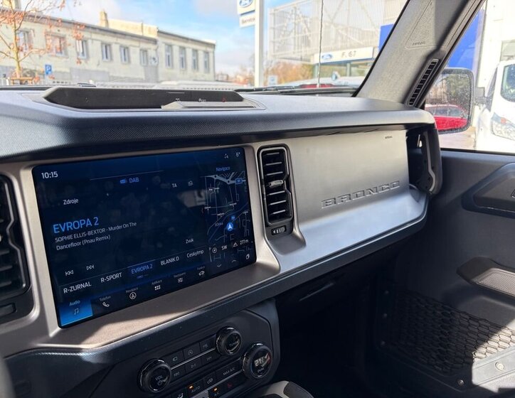 Ford Bronco SUV 2,7 l 246 kw