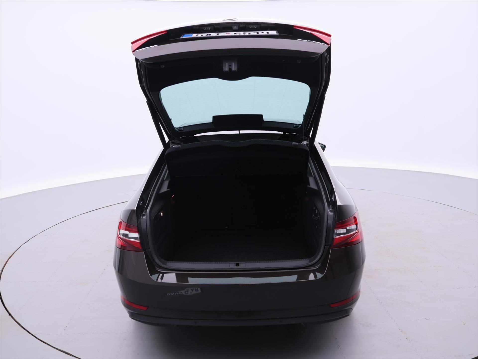 Škoda Superb Liftback 2,0 l 110 kw