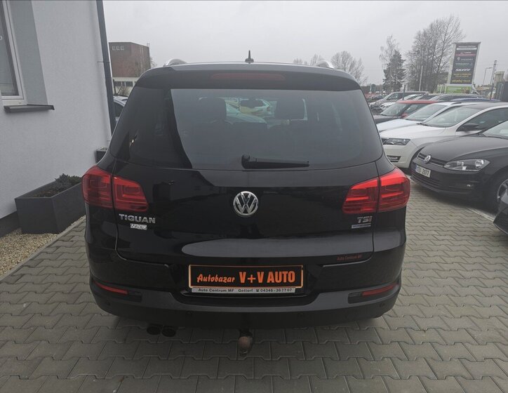 Volkswagen Tiguan 7