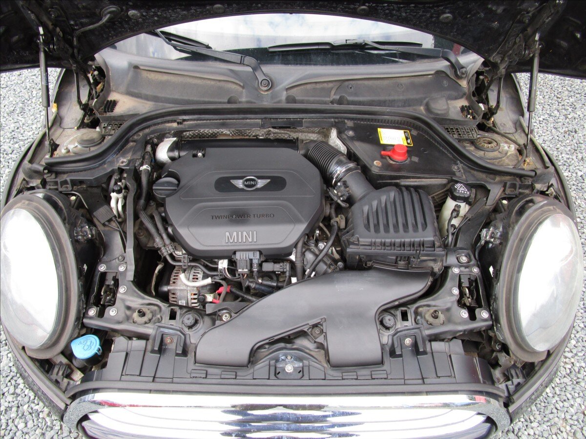 Mini Cooper Hatchback 1,5 l 85 kw