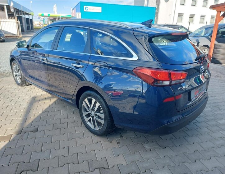 Hyundai i30 Kombi 1,6 l 85 kw