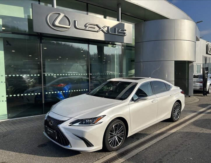 Lexus ES 300h Sedan 2,5 l 160 kw