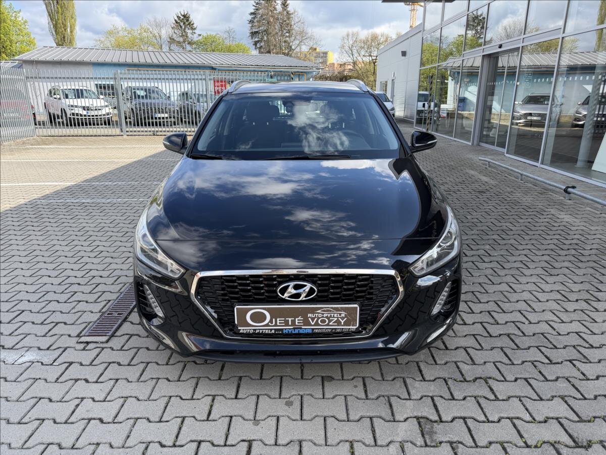 Hyundai i30 Kombi 1,4 l 103 kw