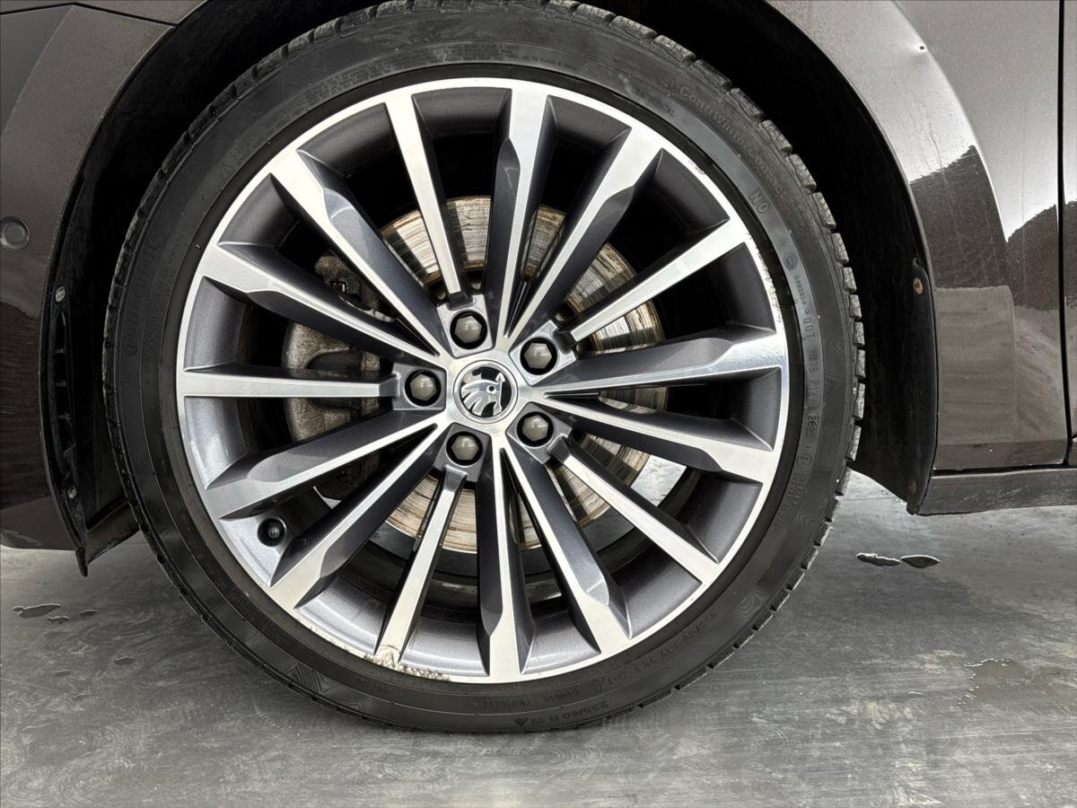 Škoda Superb Liftback 2,0 l 206 kw