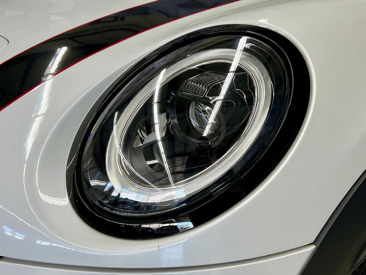 Mini Cooper Hatchback 2,0 l 170 kw