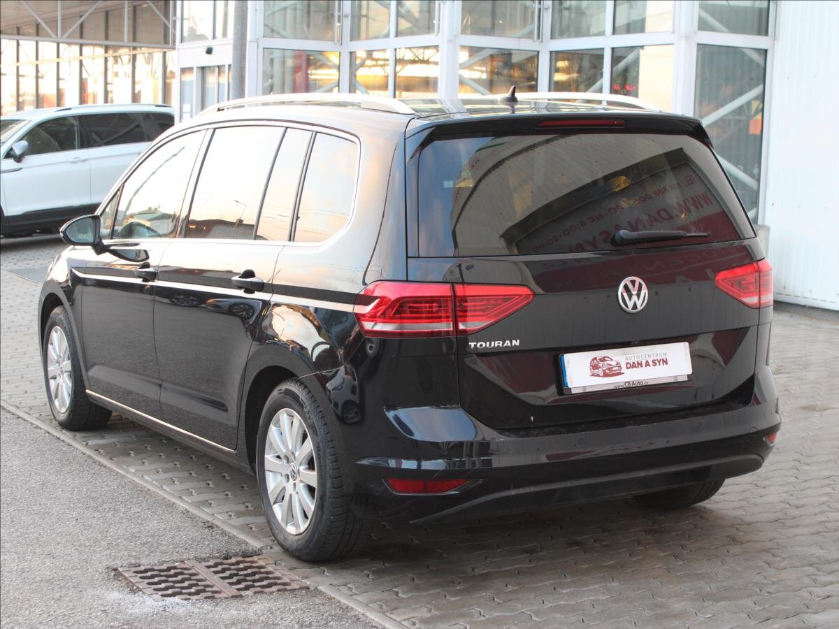 Volkswagen Touran Kombi 1,5 l 110 kw