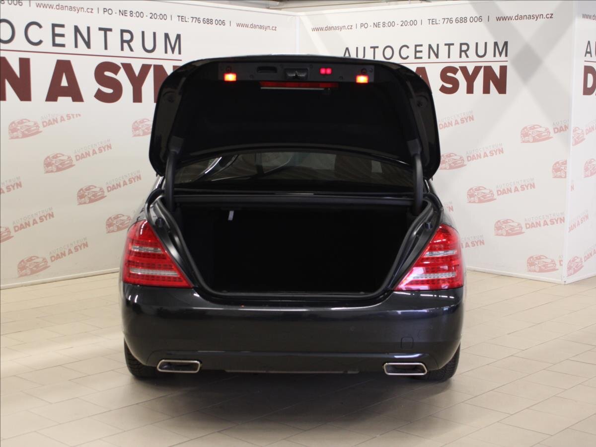 Mercedes-Benz Třídy S Sedan / Limuzína 3,0 l 190 kw