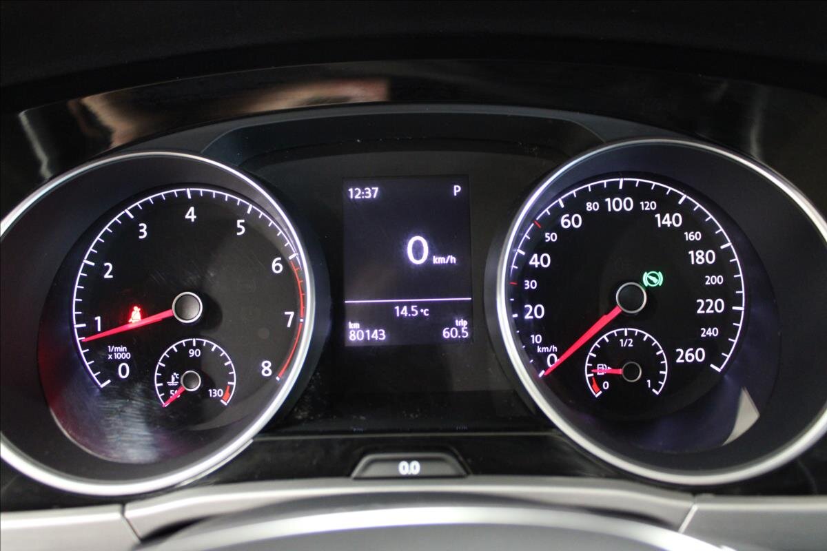 Volkswagen Touran Kombi 1,5 l 110 kw