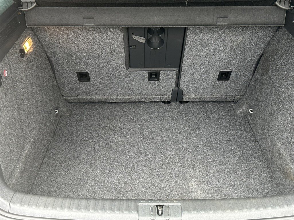 Volkswagen Tiguan SUV / Terénní 2,0 l 125 kw