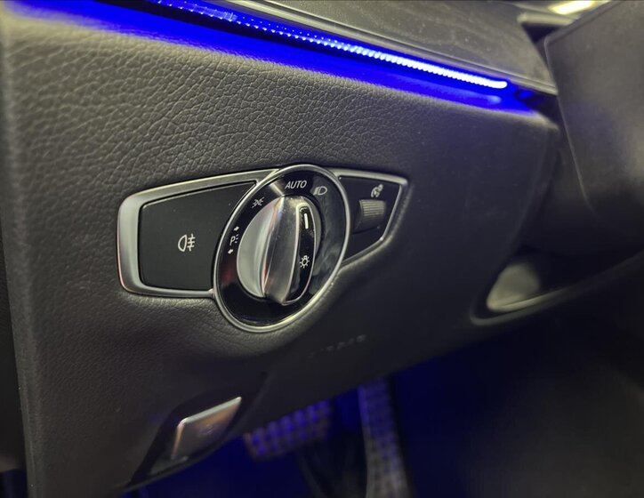 Mercedes-Benz Třídy E Kombi 2,0 l 147 kw