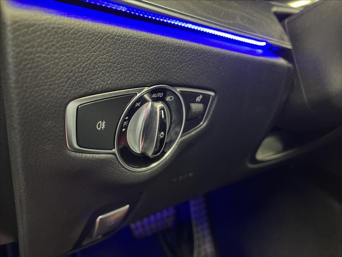 Mercedes-Benz Třídy E Kombi 2,0 l 147 kw