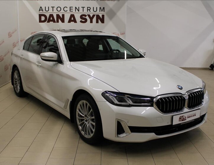 BMW Řada 5 Sedan / Limuzína 3,0 l 245 kw