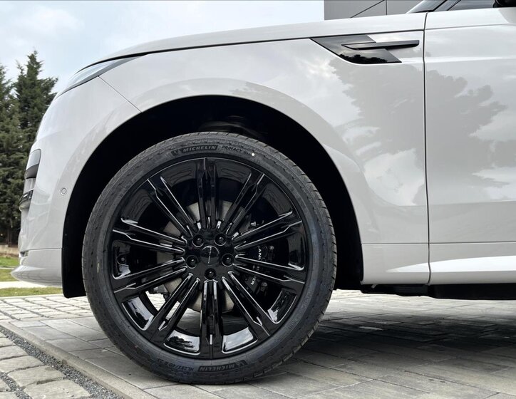 Land Rover Range Rover Sport SUV / Terénní 3,0 l 338 kw