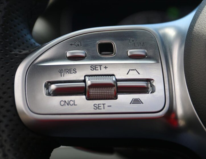 Mercedes-Benz Třídy E Kupé 2,9 l 250 kw