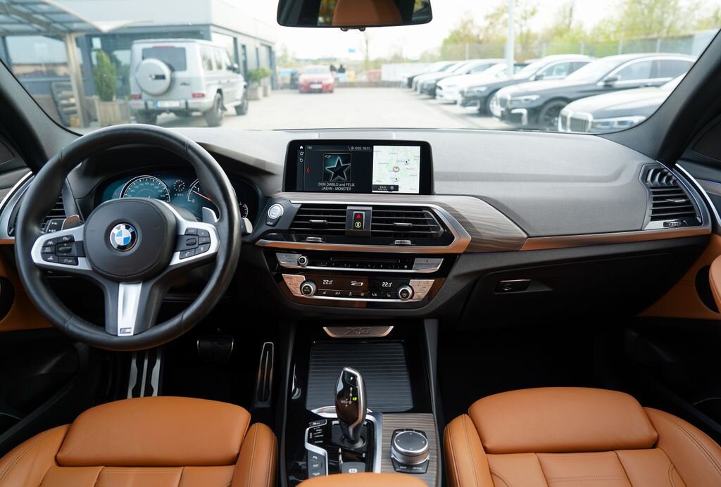 BMW X3 SUV / Terénní 3,0 l 195 kw