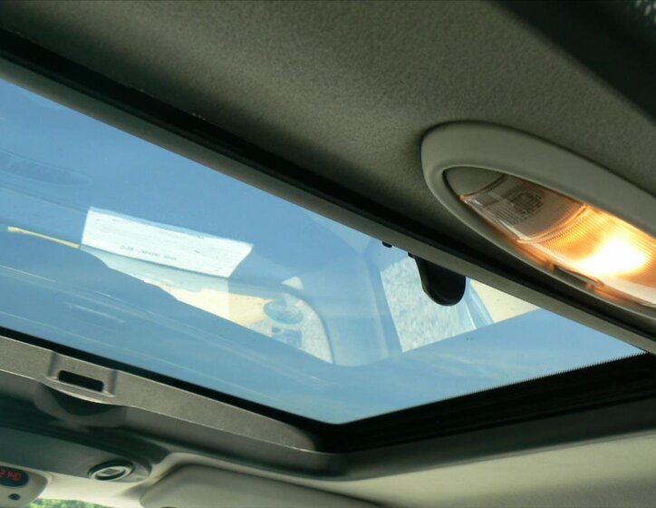 Mini Cooper Hatchback 1,6 l 85 kw