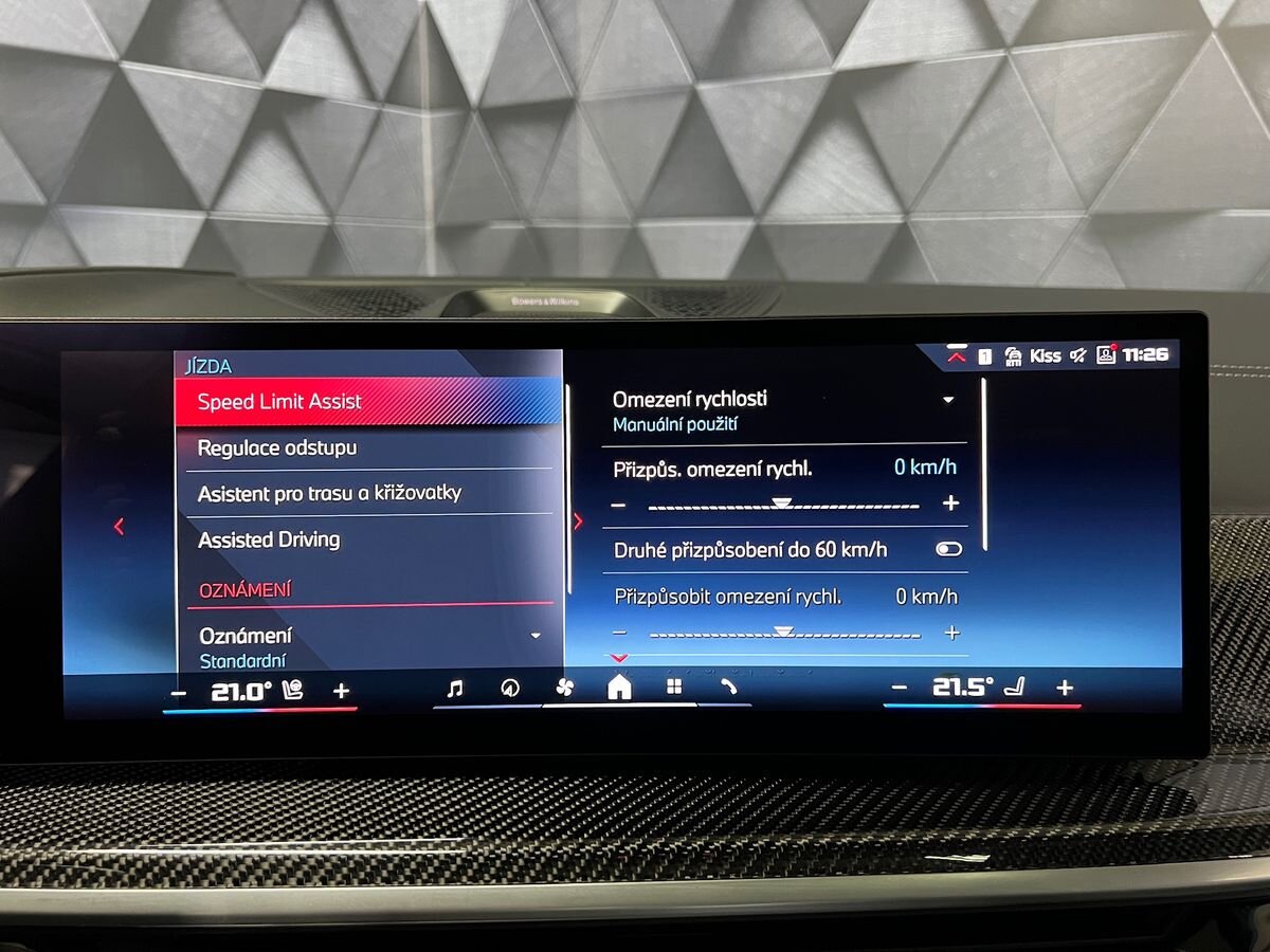 BMW X7 SUV / Terénní 4,4 l 390 kw