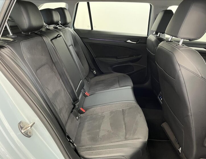 Volkswagen Golf Kombi 1,5 l 110 kw