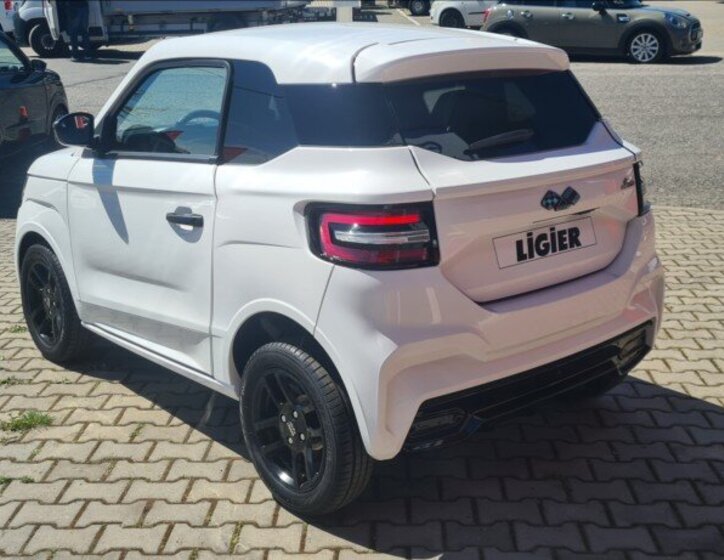 Ligier JS 50 Hatchback 499,0 6 kw