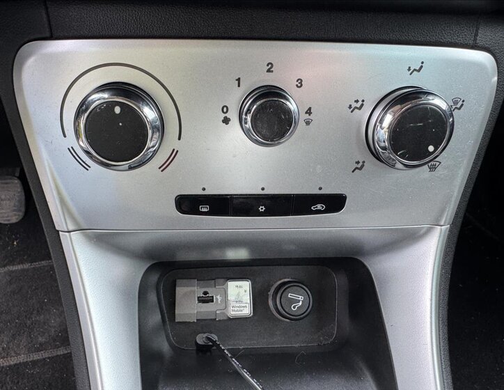 Lancia Delta Hatchback 2,0 l 121 kw