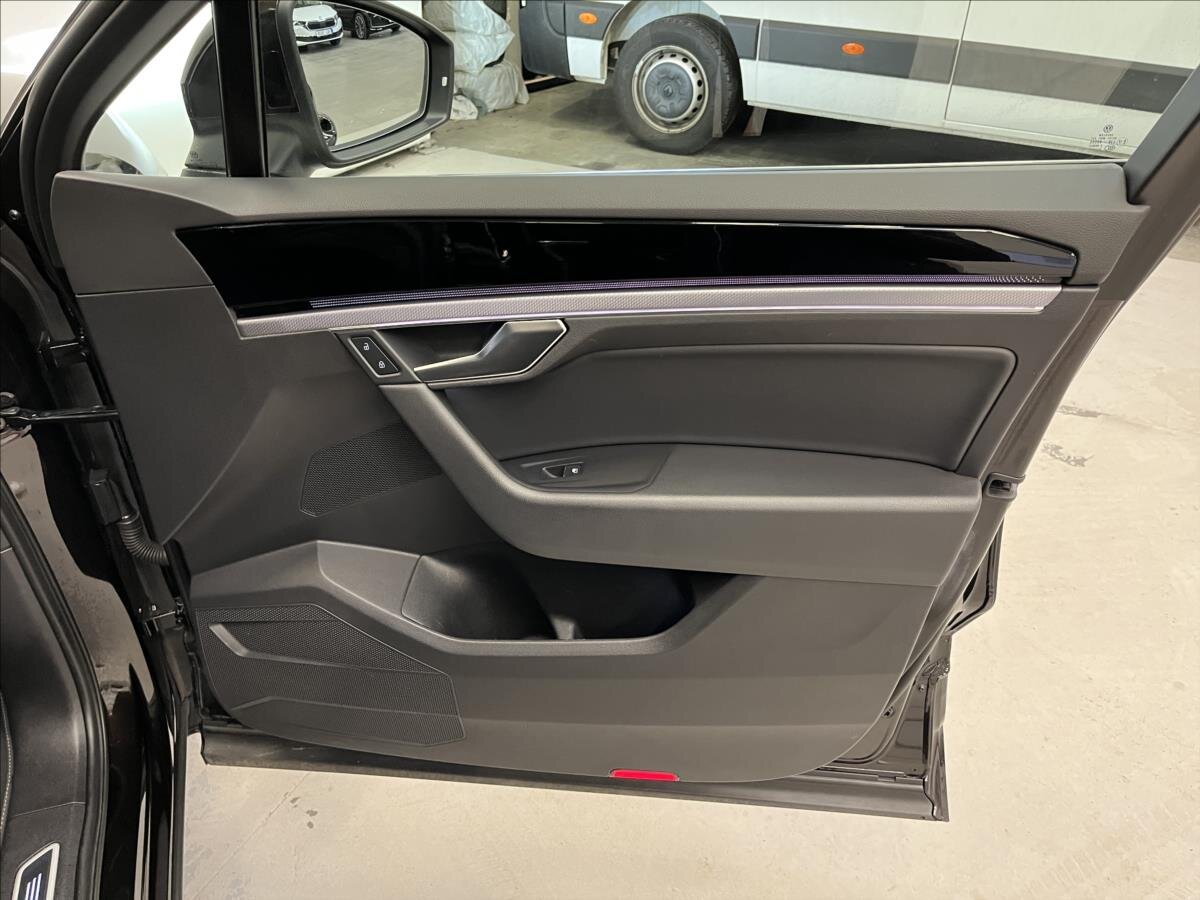 Volkswagen Touareg SUV / Terénní 3,0 l 210 kw