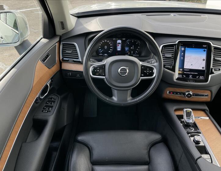 Volvo XC90 7