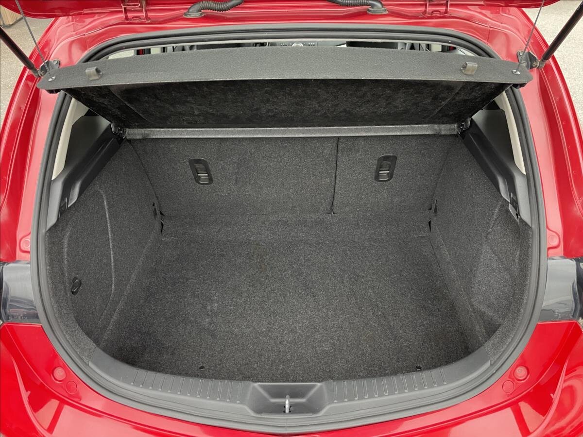 Mazda 3 Hatchback 1,6 l 77 kw