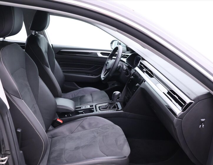 Volkswagen Arteon Kombi 2,0 l 110 kw