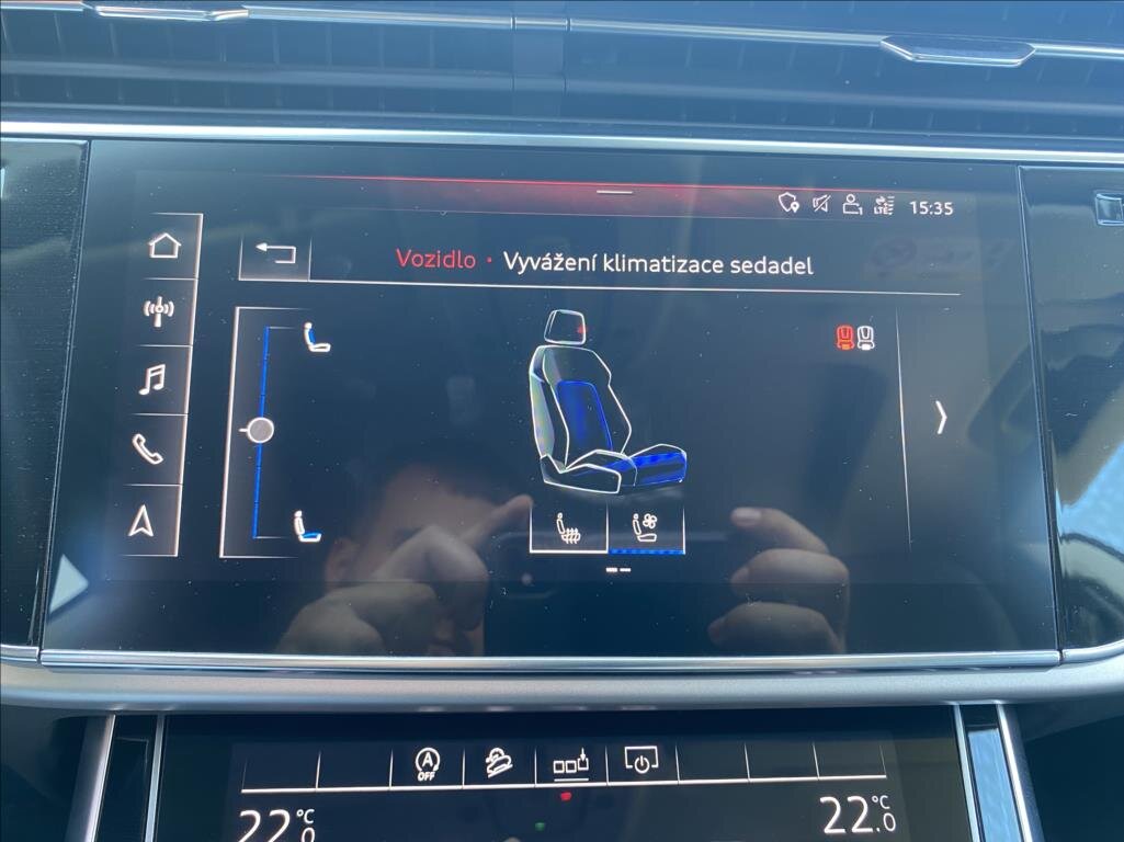 Audi Q8 SUV / Terénní 3,0 l 250 kw