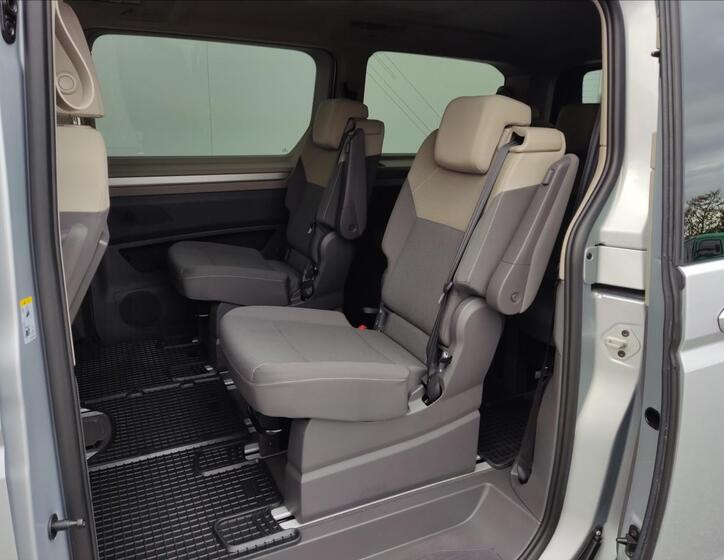 Volkswagen Multivan MPV 2,0 l 110 kw