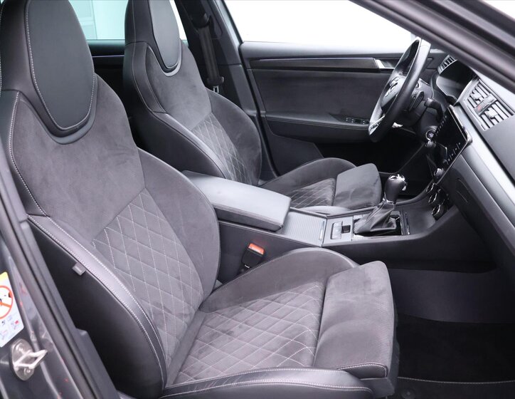 Škoda Superb Kombi 2,0 l 110 kw