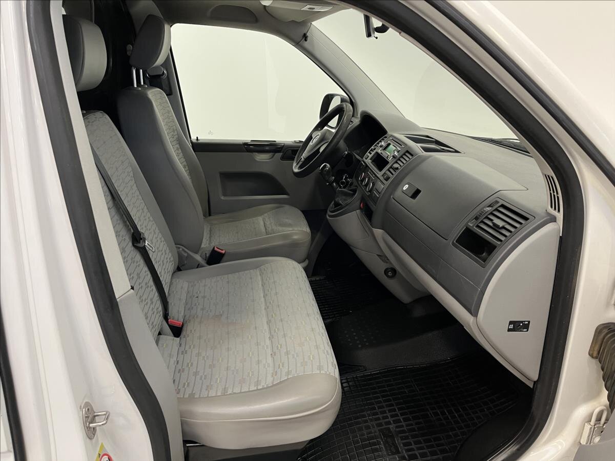 Volkswagen Transporter Skříň 2,0 l 75 kw