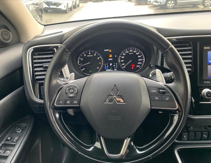 Mitsubishi Outlander SUV 2,0 l 110 kw