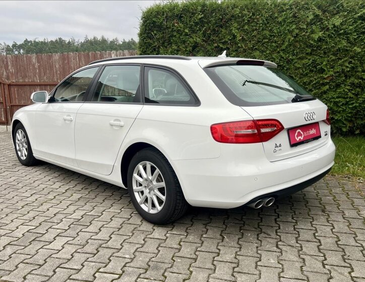 Audi A4 Kombi 2,0 l 100 kw