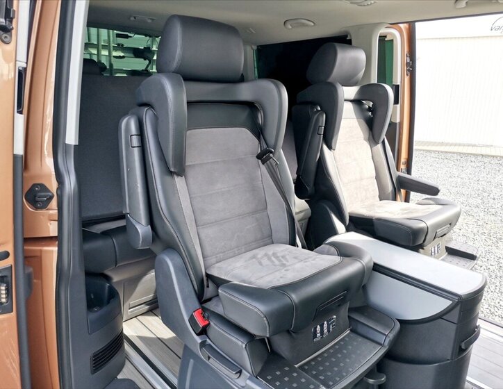 Volkswagen Multivan VAN / Minibus 2,0 l 150 kw